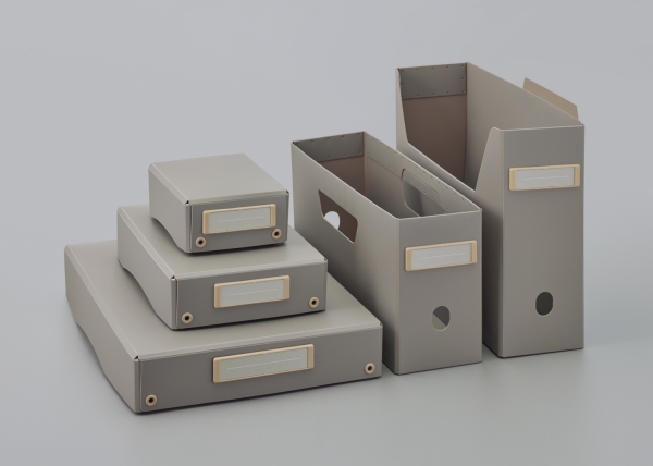 デスクトレーやボックスファイル