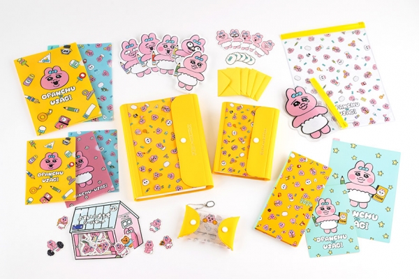イラストレーター・アニメーターの可哀想に！さんが描く、キャラクター「おぱんちゅうさぎ」をデザイン。手帳だけでなく、シールやメモパッド、ケースなど、かわいくて便利なオリジナル文具　（C）KAWAISOUNI!