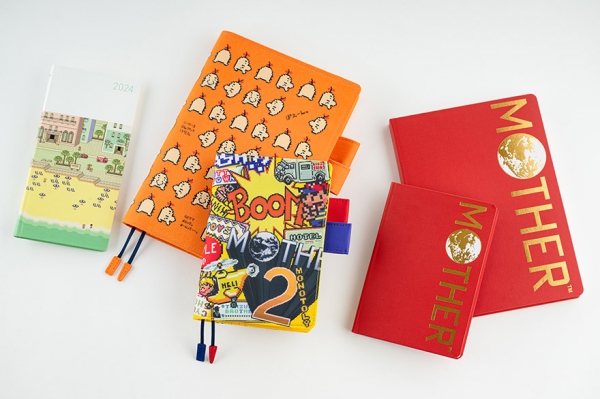 2024年版で10年目となった『MOTHER』シリーズは、新作の手帳が過去最多のラインナップで全5種類。（C）Nintendo / SHIGESATO ITOI / APE inc.　（C）1994 Nintendo / APE inc.