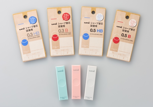 上段『uni（ユニ）詰替用S』（0.3mm、0.5mm/HB、B）  下段『uni（ユニ）カラーケース』（0.5mm/HB アクア、ピンク、ホワイト）