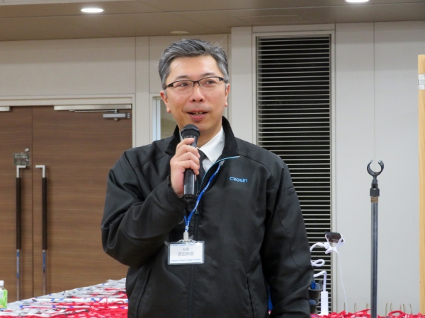原田社長は「本日は多くのお客様が来場されます。新製品・定番商品の提案など情報交換の場として活用してください」と挨拶した