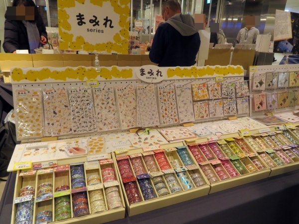 だいすきな動物にまみれたい！そんなあなたの夢を叶えるシールです。「まみれ」WORLD CRAFT