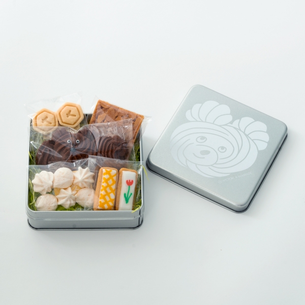 「oyaMADE（オヤマデ）」さんの限定おやつ缶