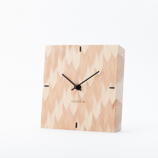●ミマツ工芸  　NENRIN CLOCK  　縞　：20,460円  　市松：22,000円  　波紋：26,510円  　矢絣：33,660円 