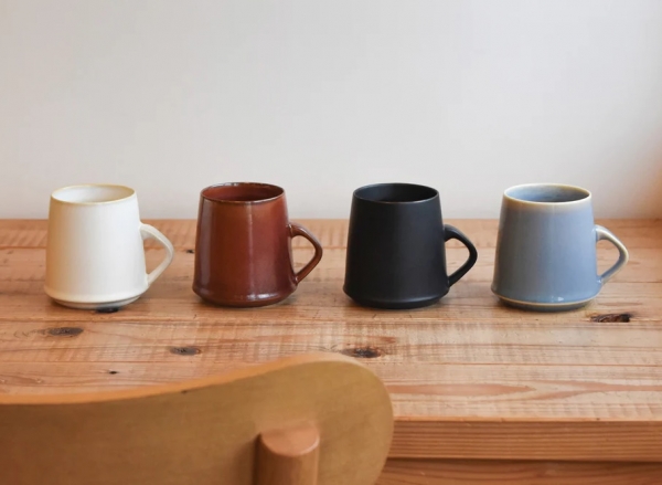 ●畑萬陶苑  　Rim Mug　3,850円