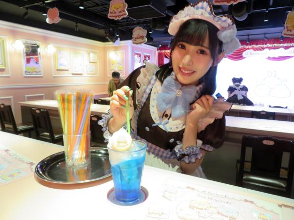 ストローのカラーまで選ばせてくれますよ！ちなみに私はグリーンをチョイス