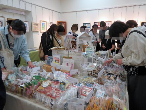 はんこを使用した雑貨を購入できます