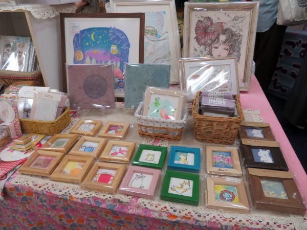 はんこを使用した雑貨を購入できます